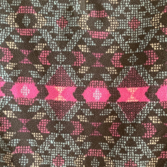 Columbia Blue and Pink Geometric Patterned Half-Zip Pullover Fleece - Picture 3 of 6